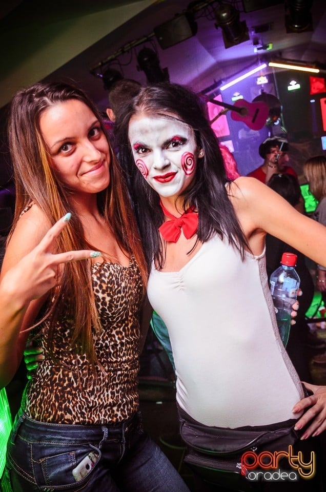 Halloween Party în Window Pub,