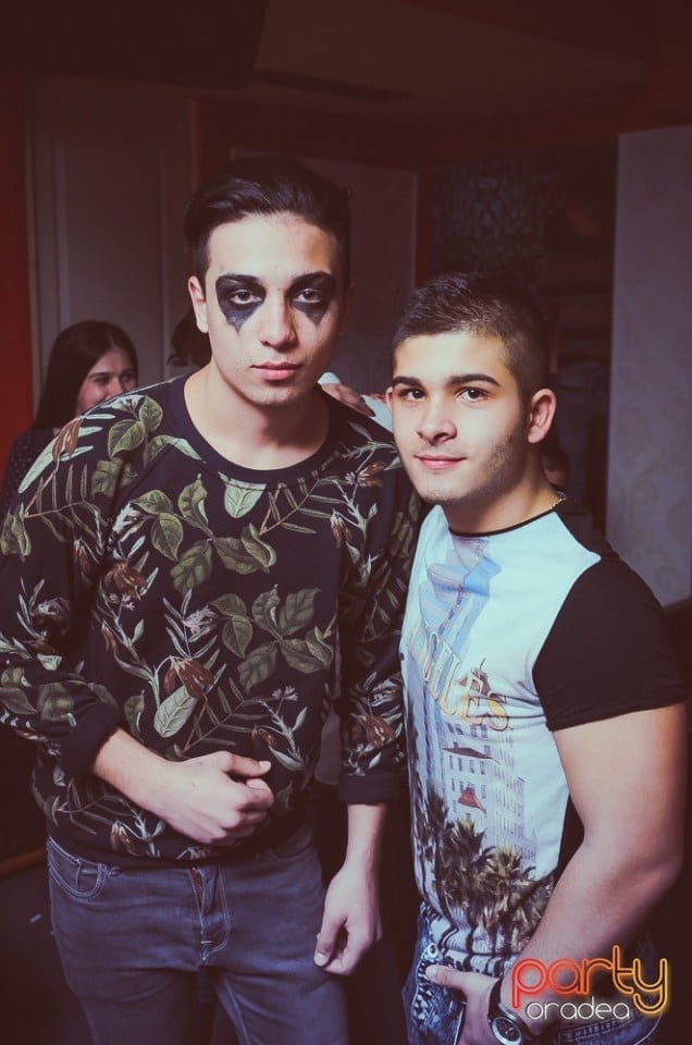 Happy Halloween alături de Blaga,