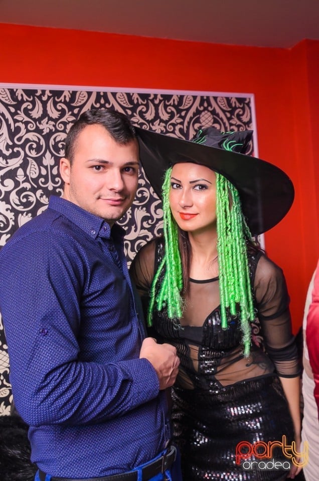 Happy Halloween alături de Blaga,