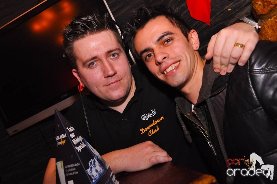 Happy Valentine's Day! în Downtown, 