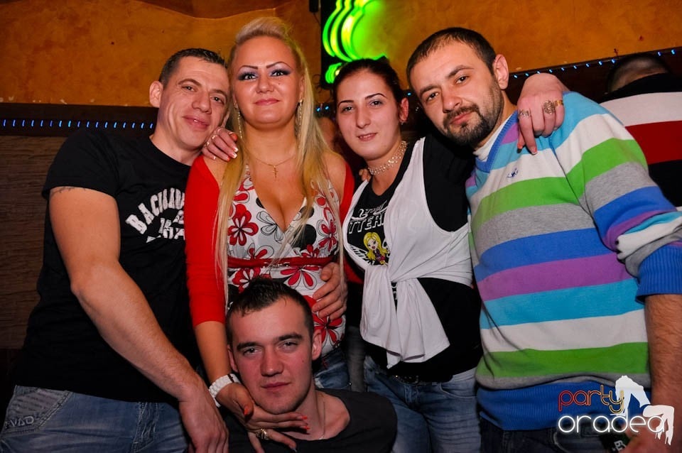 Happy Valentine's Day! în Downtown, 