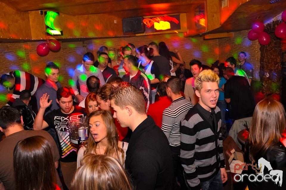 Happy Valentine's Day! în Downtown, 