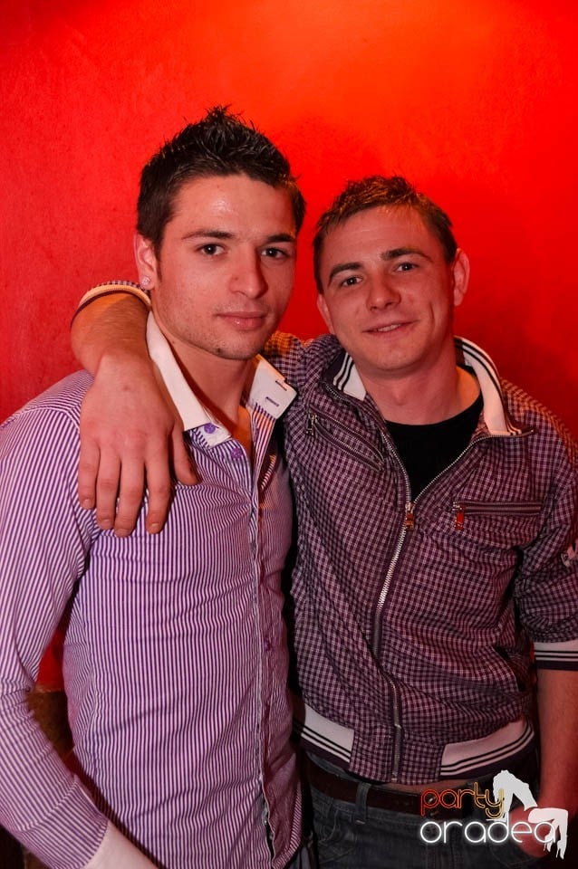 Happy Valentine's Day! în Downtown, 