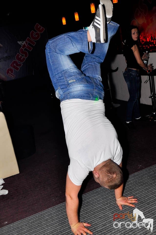 HHI party în Prestige, 