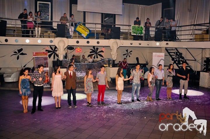 High School Battle - Gojduvs. Eminescu,