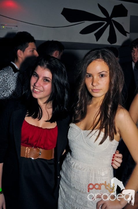 High School Battle - Gojduvs. Eminescu,