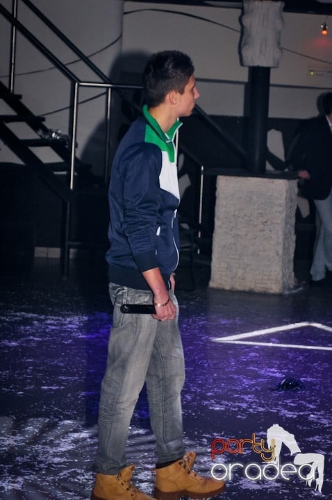 High School Battle - Gojduvs. Eminescu,