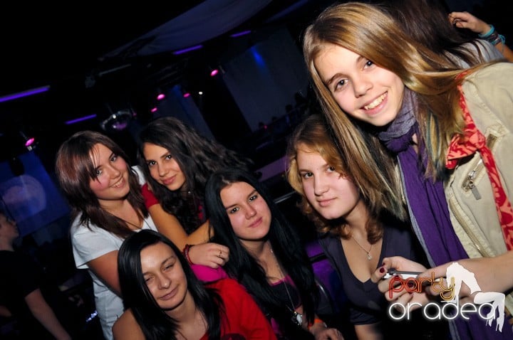 High School Battle - Gojduvs. Eminescu,