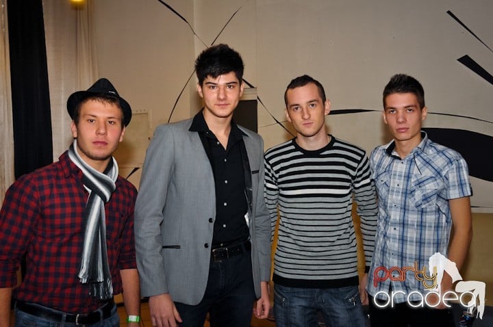 High School Battle - Gojduvs. Eminescu,