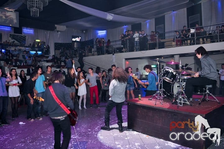 High School Battle - Gojduvs. Eminescu,