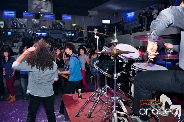 High School Battle - Gojduvs. Eminescu,