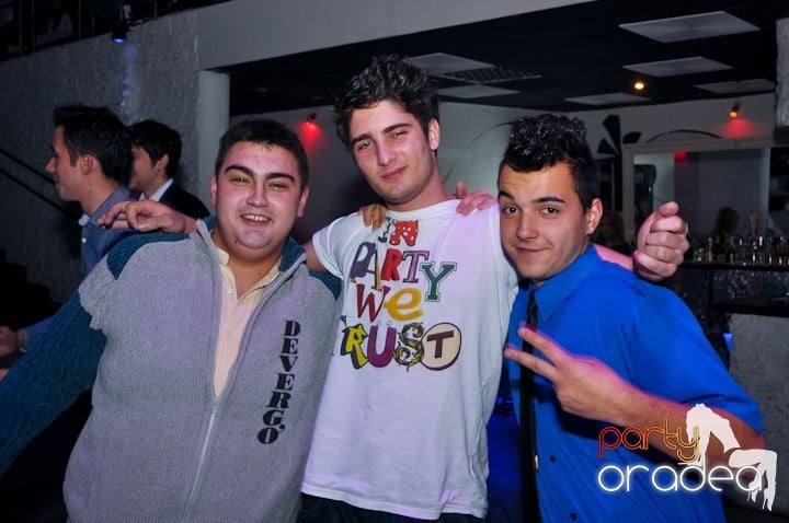 High School Battle - Gojduvs. Eminescu,