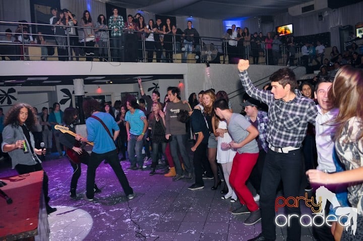 High School Battle - Gojduvs. Eminescu,