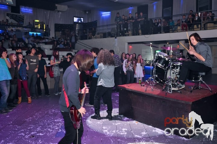High School Battle - Gojduvs. Eminescu,