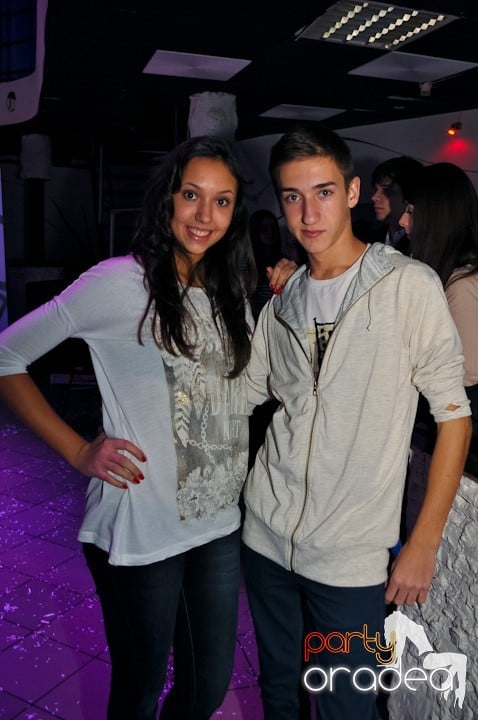 High School Battle - Gojduvs. Eminescu,