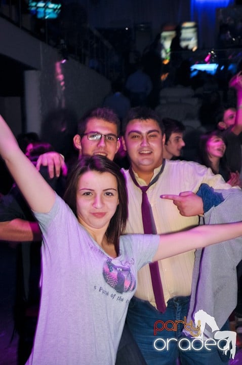 High School Battle - Gojduvs. Eminescu,