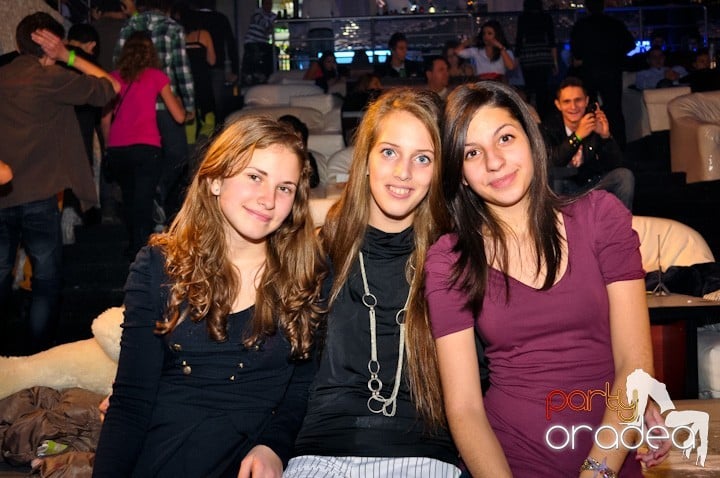 High School Battle - Gojduvs. Eminescu,