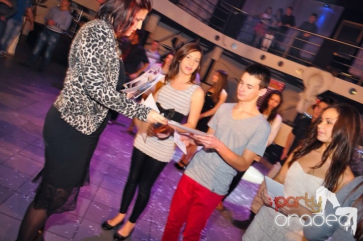 High School Battle - Gojduvs. Eminescu,