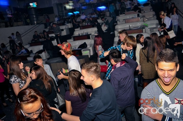 High School Battle - Gojduvs. Eminescu,
