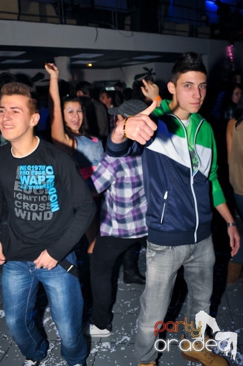 High School Battle - Gojduvs. Eminescu,