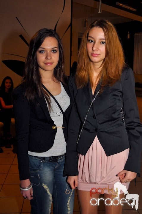 High School Battle - Gojduvs. Eminescu,