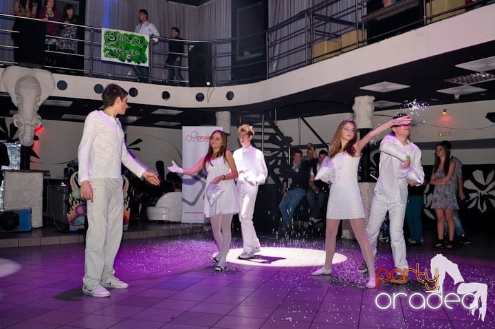 High School Battle - Gojduvs. Eminescu,