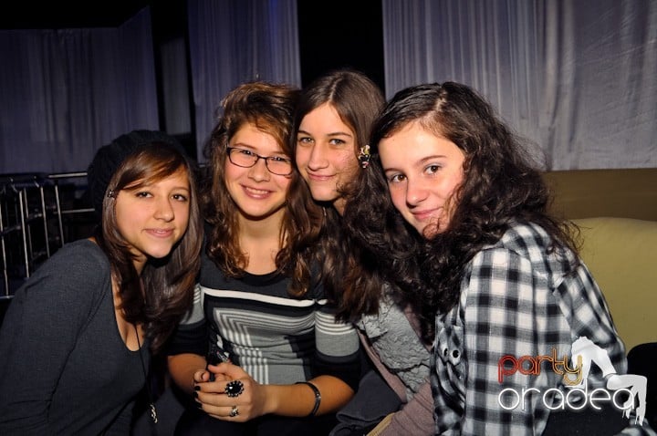 High School Battle - Gojduvs. Eminescu,