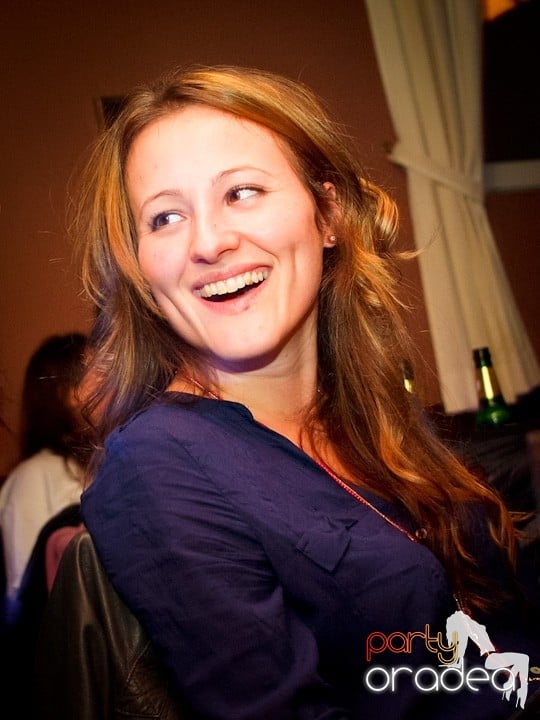 Hiturile anilor 2000 în Chanson Cafe, 