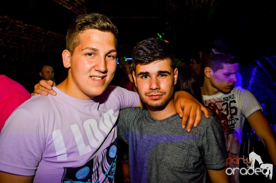 Holsten 22-23 PM Free For All, 