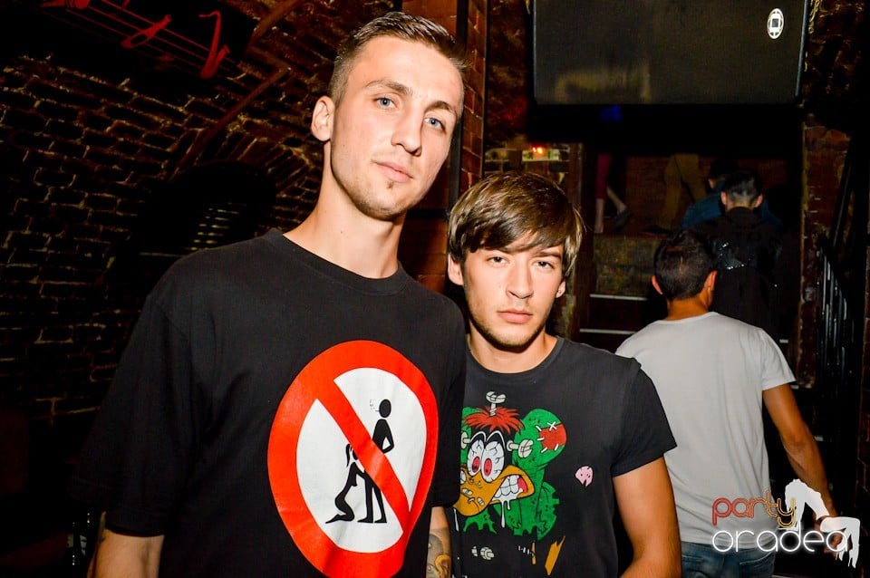 Holsten 22-23 PM Free For All, 