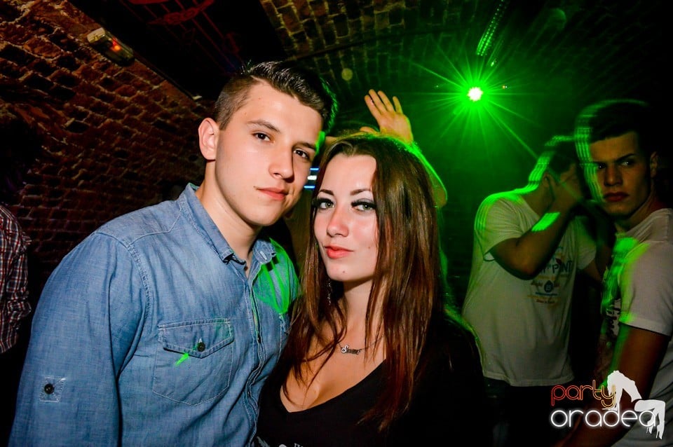 Holsten 22-23 PM Free For All, 