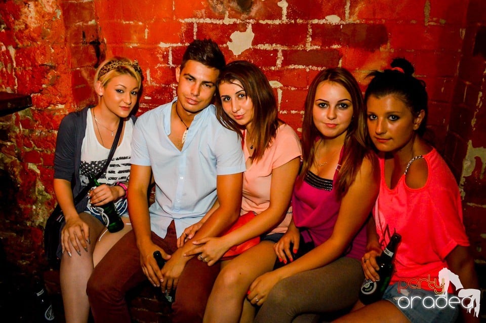 Holsten 22-23 PM Free For All, 