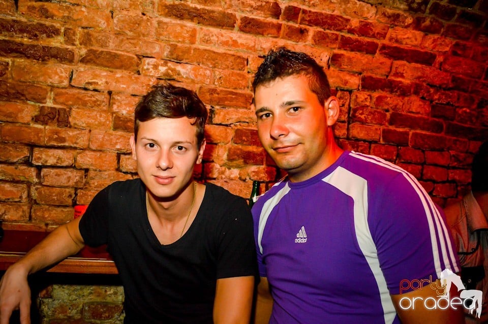 Holsten 22-23 PM Free For All, 