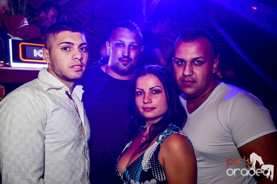 Holsten 22-23 PM Free For All, 