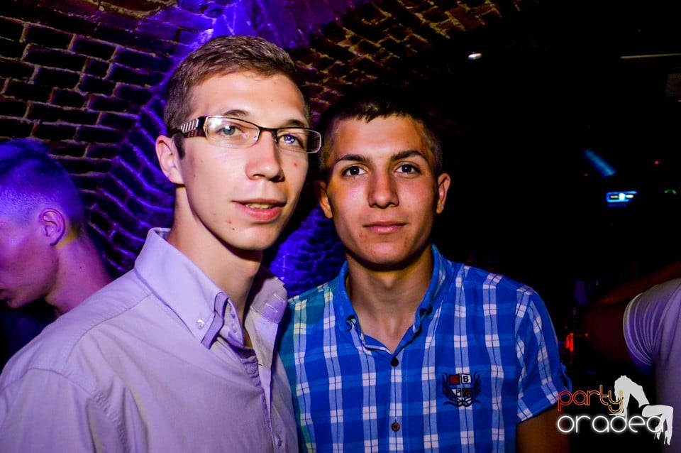 Holsten 22-23 PM Free For All, 