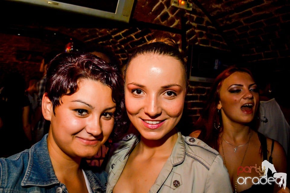 Holsten 22-23 PM Free For All, 