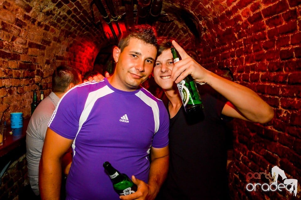 Holsten 22-23 PM Free For All, 