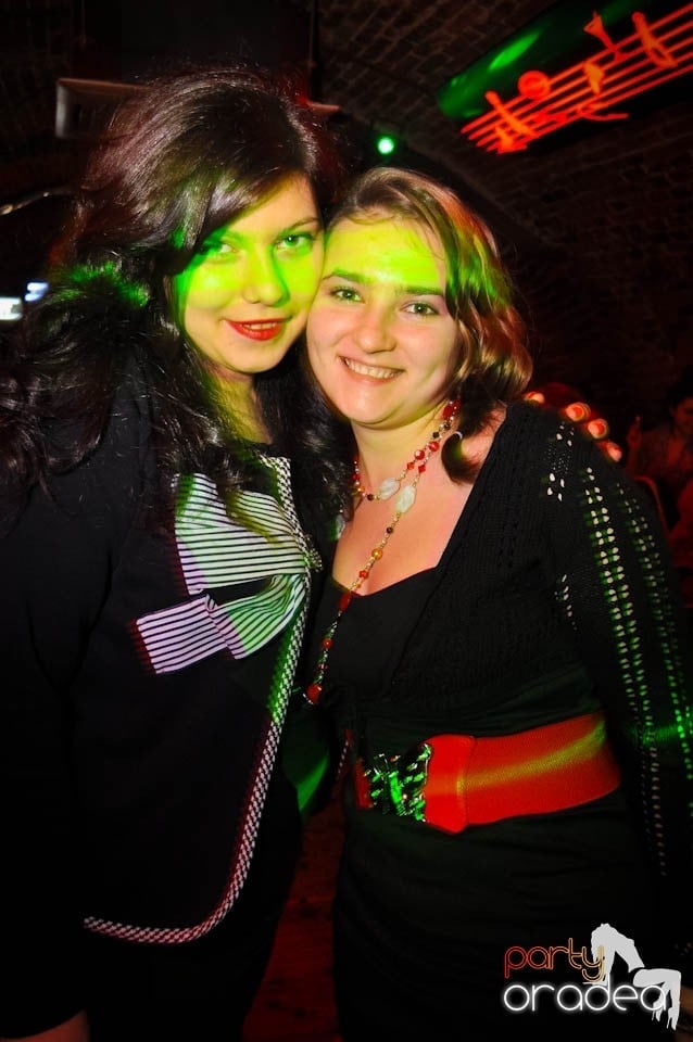 Holsten Party în Club Escape, 