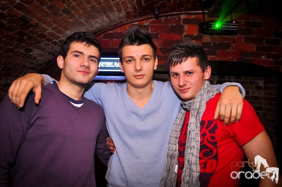 Holsten Party în Club Escape, 