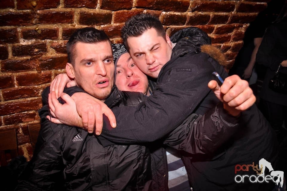 Holsten Party în Club Escape, 