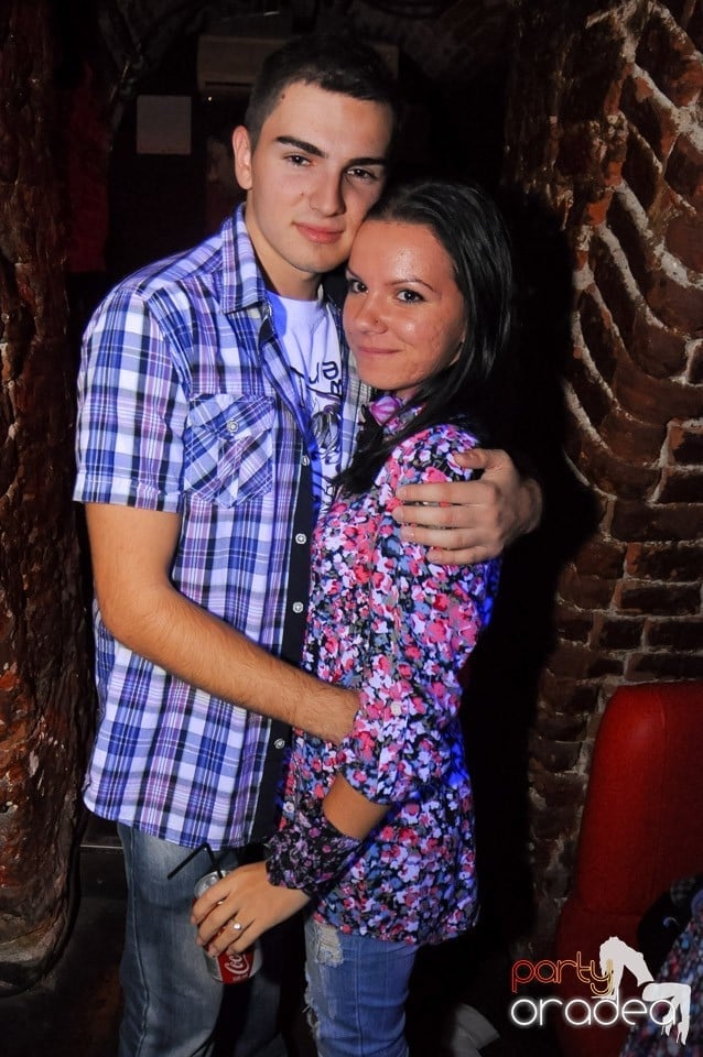 Holsten Party în Club Escape, 