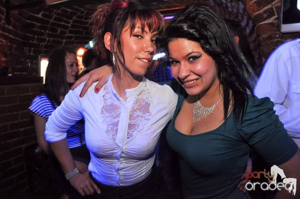 Holsten Party în Club Escape, 