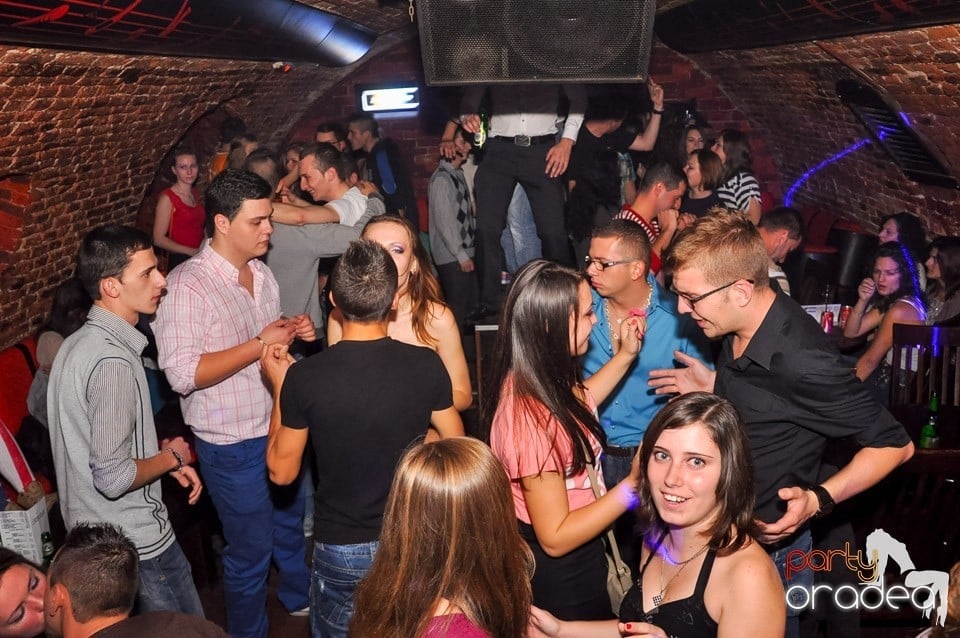 Holsten Party în Club Escape, 