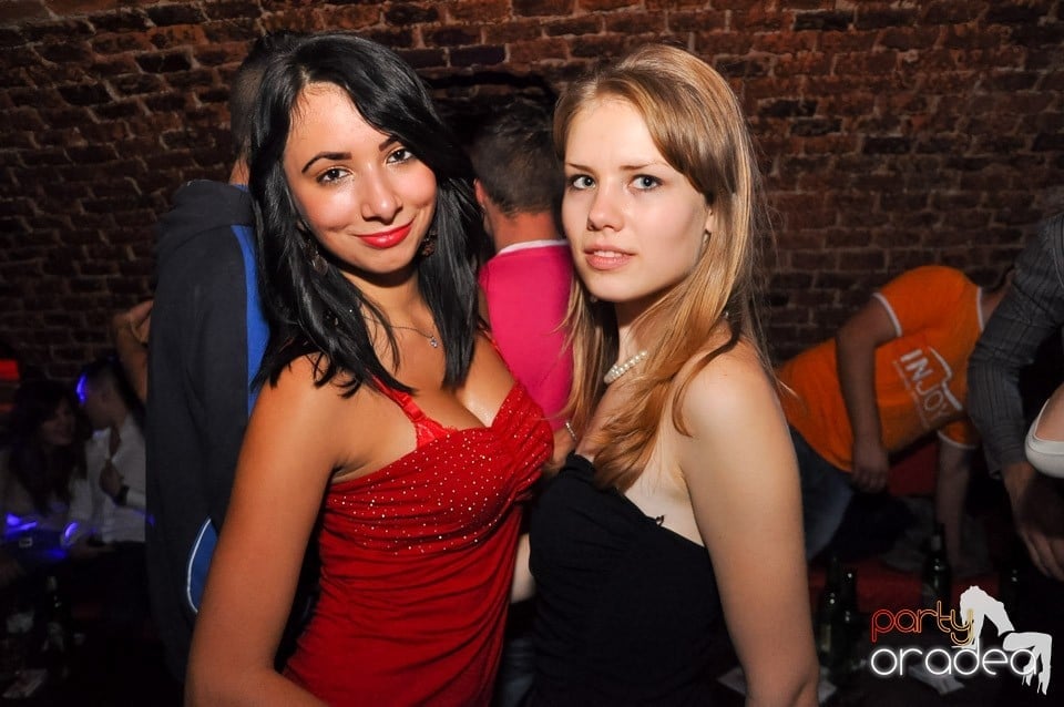 Holsten Party în Club Escape, 