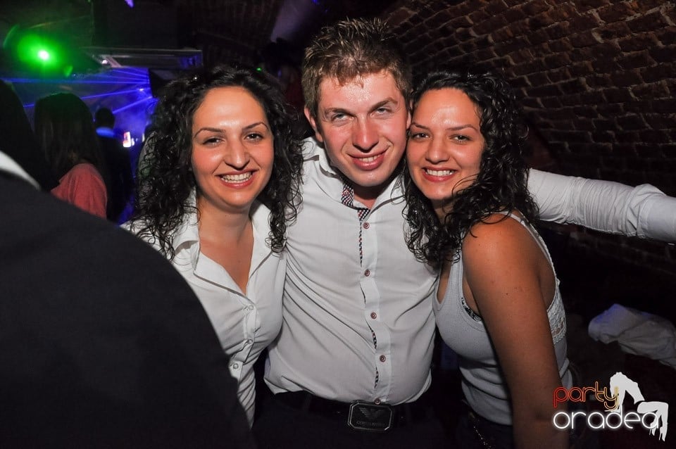 Holsten Party în Club Escape, 