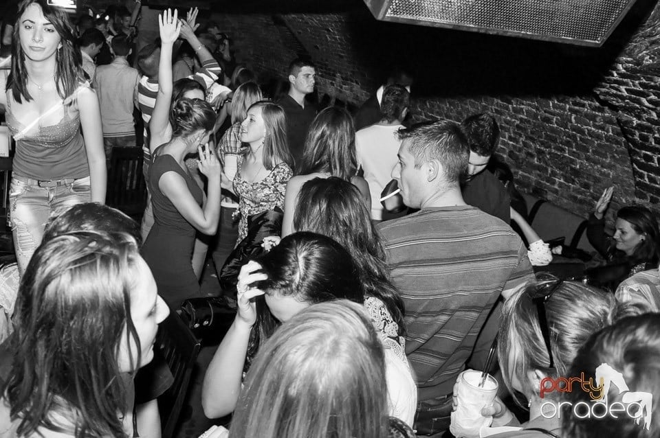 Holsten Party în Club Escape, 