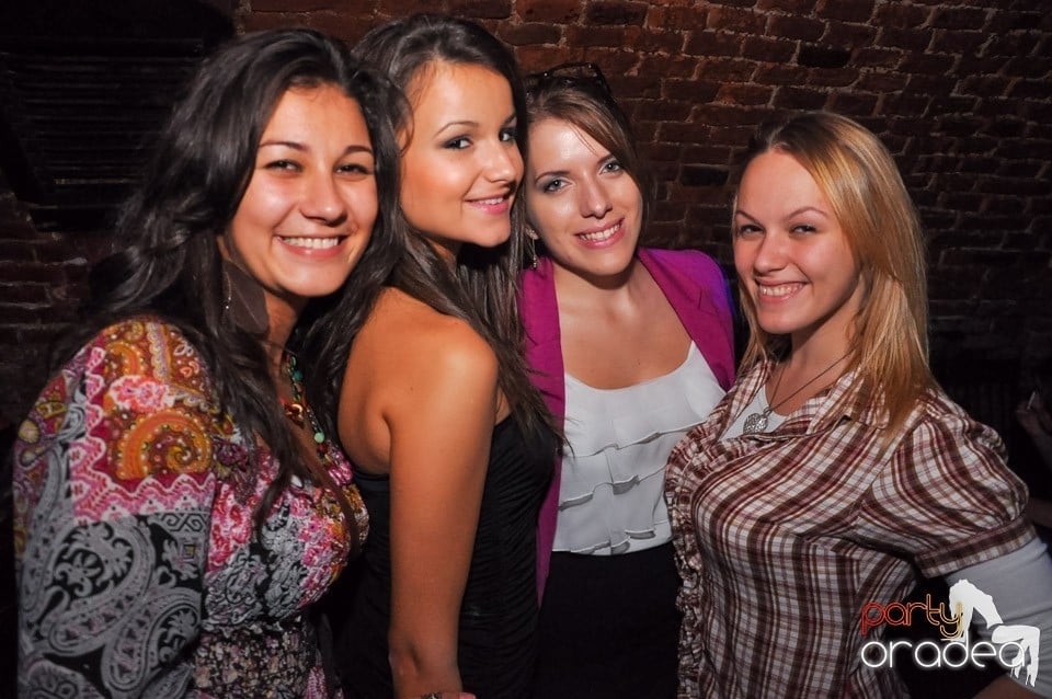 Holsten Party în Club Escape, 