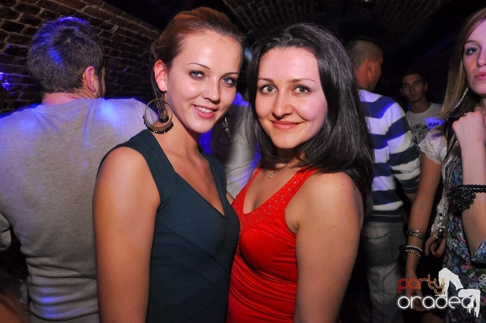 Holsten Party în Club Escape, 