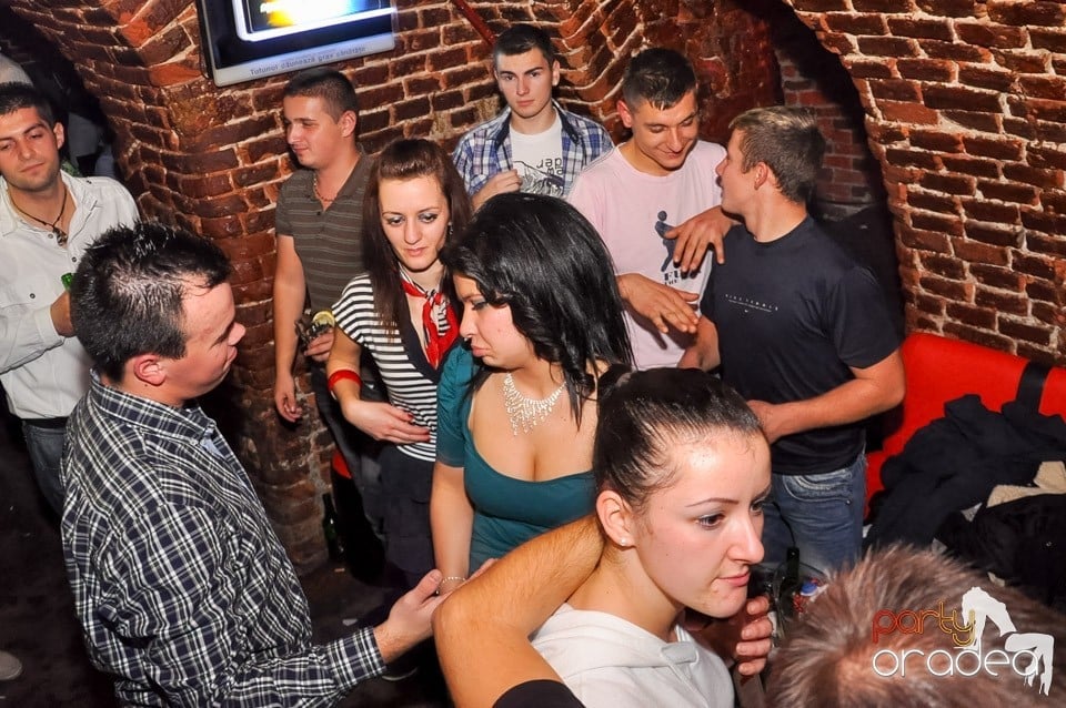 Holsten Party în Club Escape, 