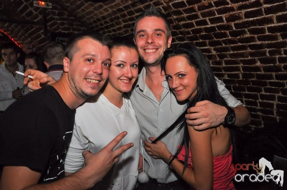 Holsten Party în Club Escape, 